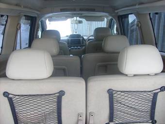 2004 Nissan Serena Pictures