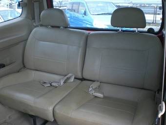 2004 Nissan Serena Images