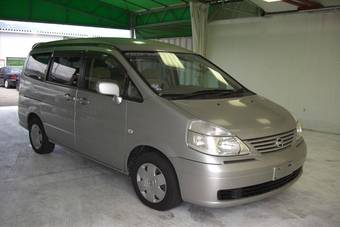 2004 Nissan Serena Pictures