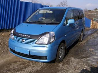 2004 Nissan Serena Photos