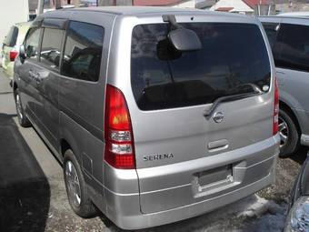 2004 Nissan Serena Photos