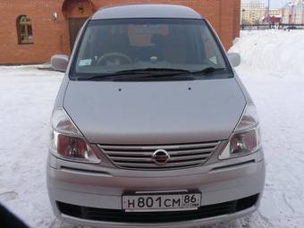 2004 Nissan Serena Pictures
