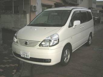 2004 Nissan Serena Photos