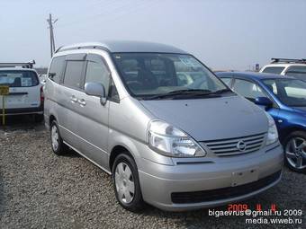 2004 Nissan Serena Pictures