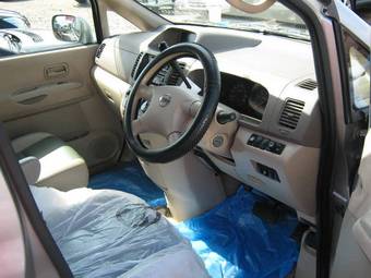 2004 Nissan Serena For Sale