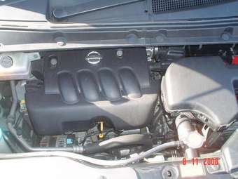 2005 Nissan Serena Photos