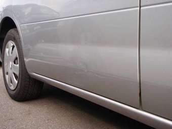 2005 Nissan Serena Pictures