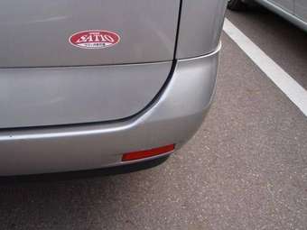 2005 Nissan Serena Pictures