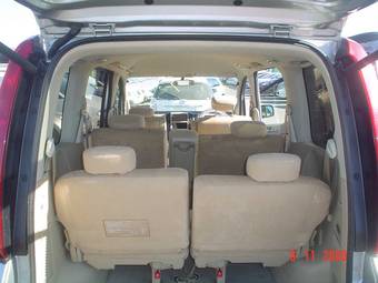 2005 Nissan Serena For Sale