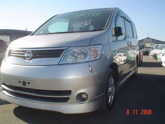 2005 Nissan Serena Pics