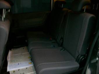 2005 Nissan Serena Pictures