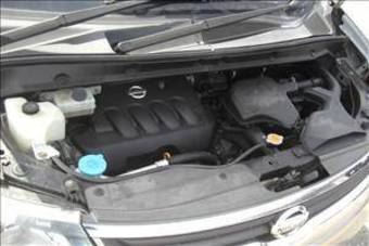 2005 Nissan Serena Photos