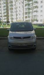 2005 Nissan Serena Pictures