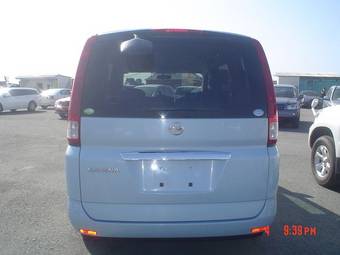 2005 Nissan Serena Pictures