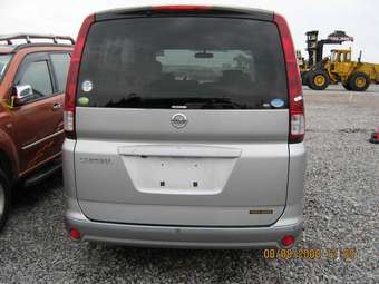 2006 Nissan Serena Pictures