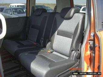 2006 Nissan Serena For Sale