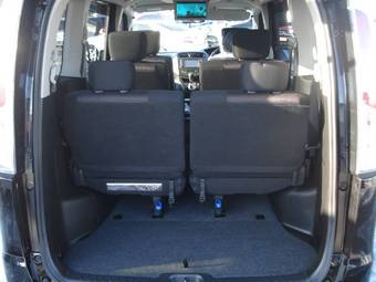 2011 Nissan Serena For Sale