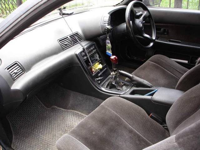 1990 Nissan Skyline