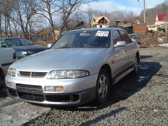 1995 Nissan Skyline