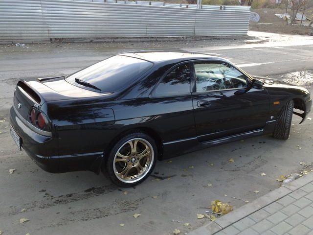 1995 Nissan Skyline