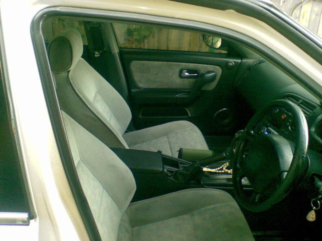 1995 Nissan Skyline