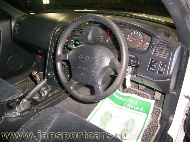 1995 Nissan Skyline Pictures