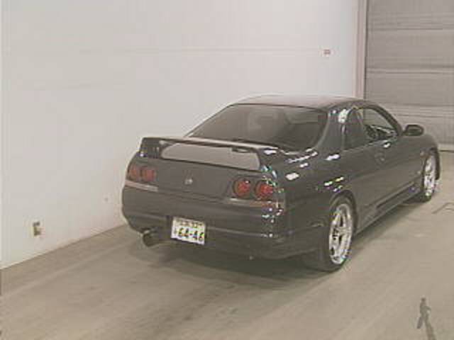 1996 Nissan Skyline