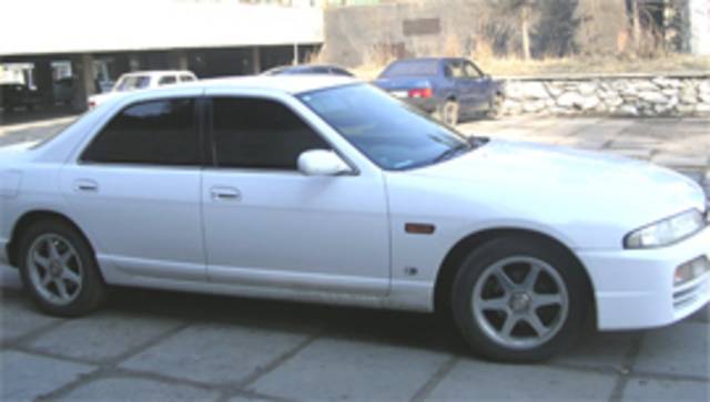 1996 Nissan Skyline