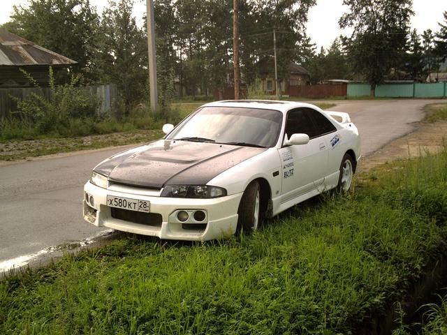 1996 Nissan Skyline