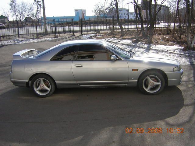 1996 Nissan Skyline