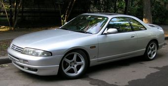 1996 Nissan Skyline Pictures