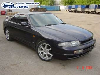 1996 Nissan Skyline Pictures