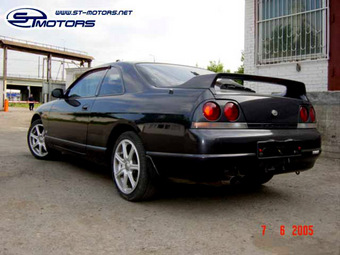 1996 Nissan Skyline Pictures