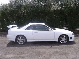 1998 Nissan Skyline