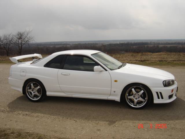 1998 Nissan Skyline
