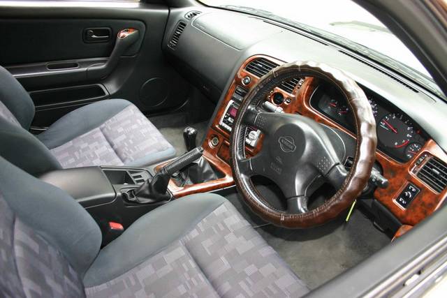 1998 Nissan Skyline