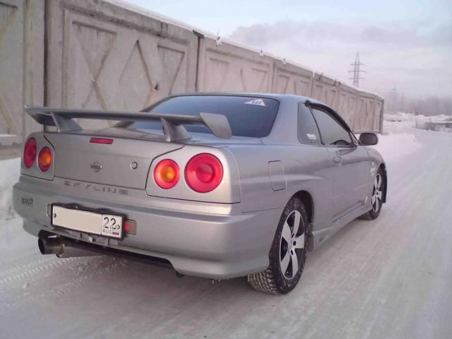 1998 Nissan Skyline