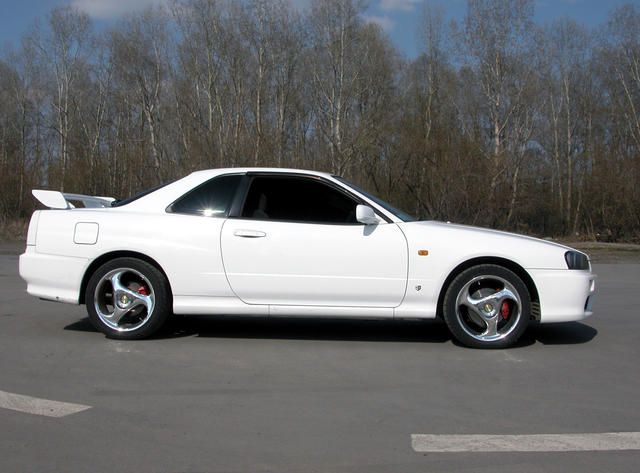 1998 Nissan Skyline