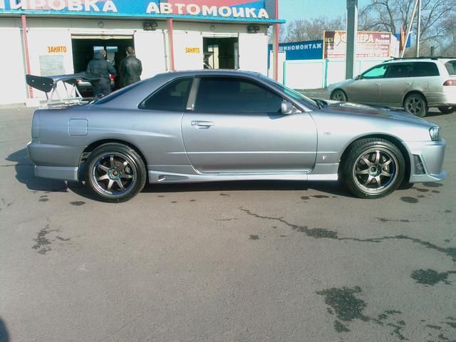 1998 Nissan Skyline