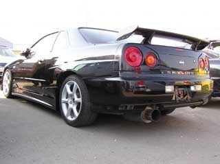 1998 Nissan Skyline Photos