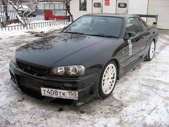 1998 Nissan Skyline Photos
