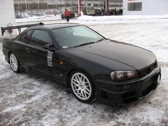1998 Nissan Skyline Photos