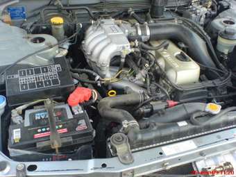 1998 Nissan Skyline Photos