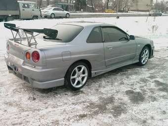 1998 Nissan Skyline Pics