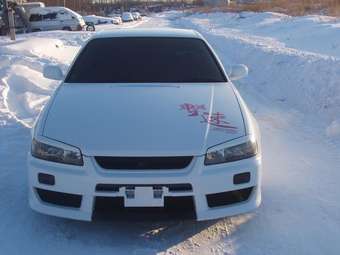 1998 Nissan Skyline Photos