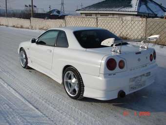 1998 Nissan Skyline Pictures