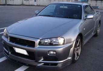 1998 Nissan Skyline Pictures