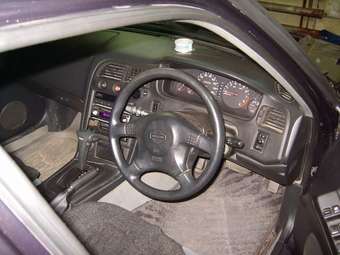 1998 Nissan Skyline Images