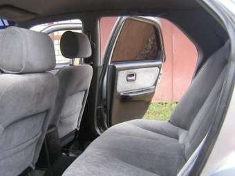 1998 Nissan Skyline Pictures