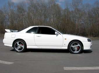 1998 Nissan Skyline Photos